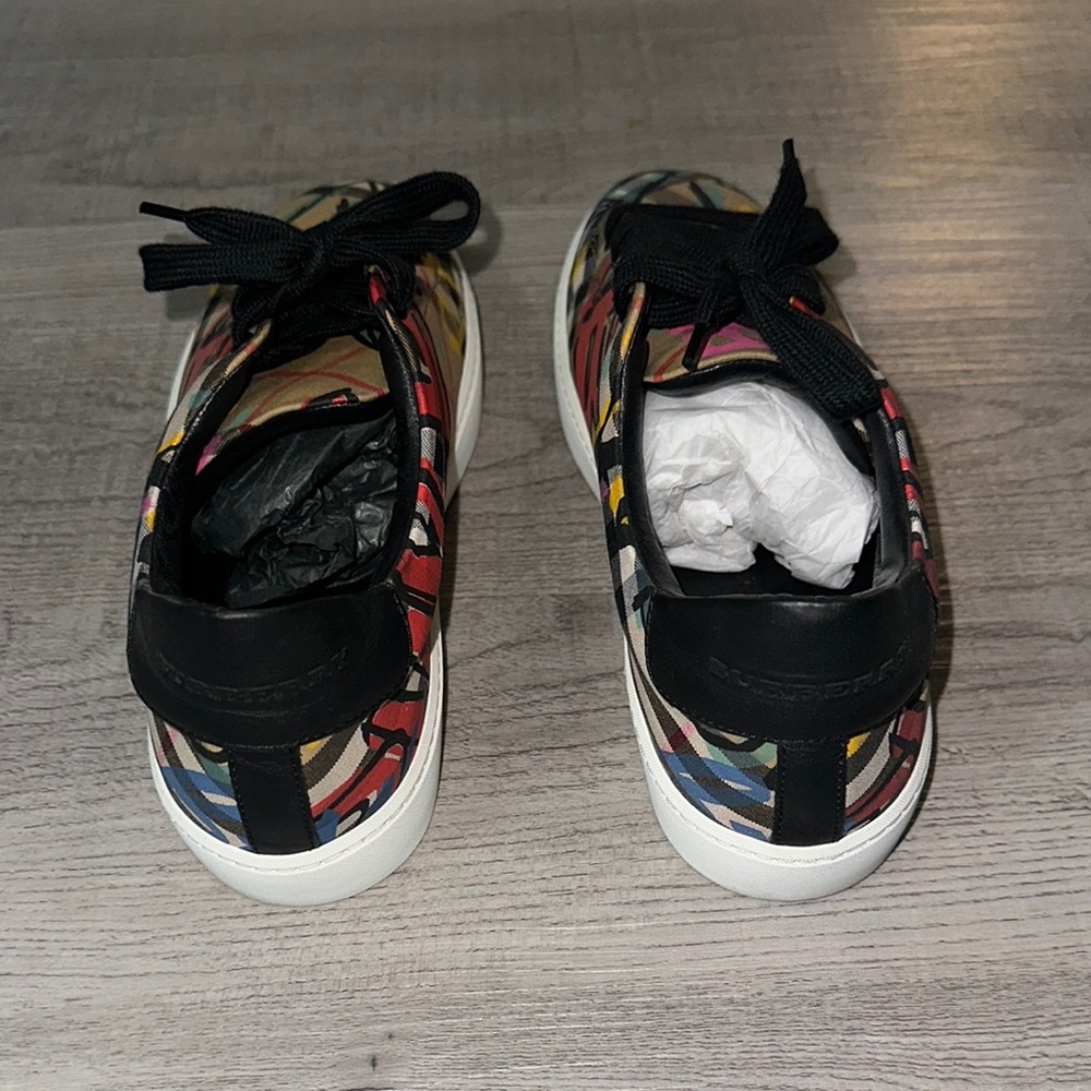 Burberry Women’s Westford Graffiti Logo Print Vintage Check Lace Up Sneakers - Picture 4 of 6